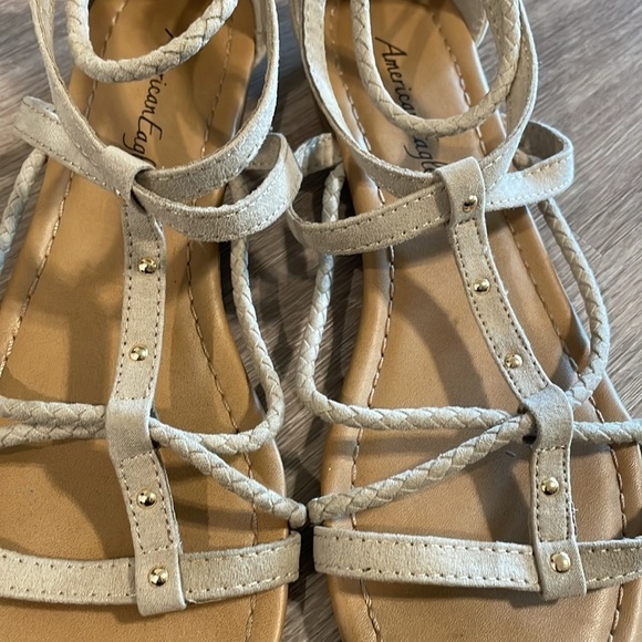 American Eagle Women’s Gladiator Sandals Size 9 Tan Faux Suede Braided Bohemian - Picture 7 of 8